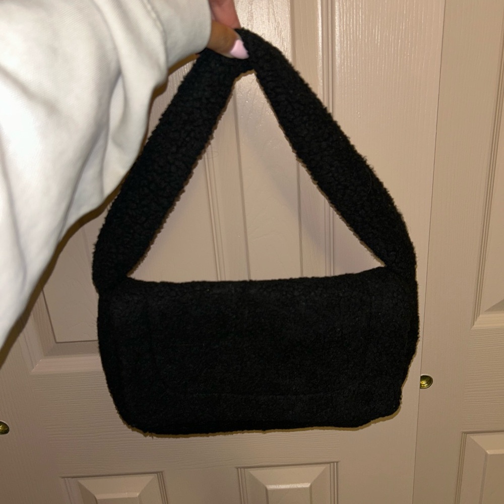 Mix It Black Textured Shoulder Bag